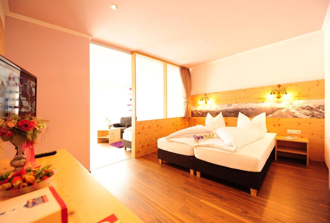Hotel Gasthof Zum Schwanen Reutte Habitación foto